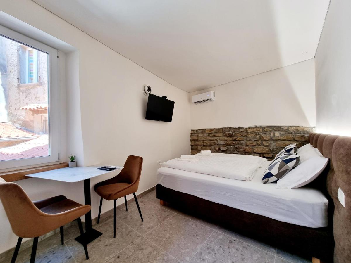 Akvatour Apartments Піран Екстер'єр фото